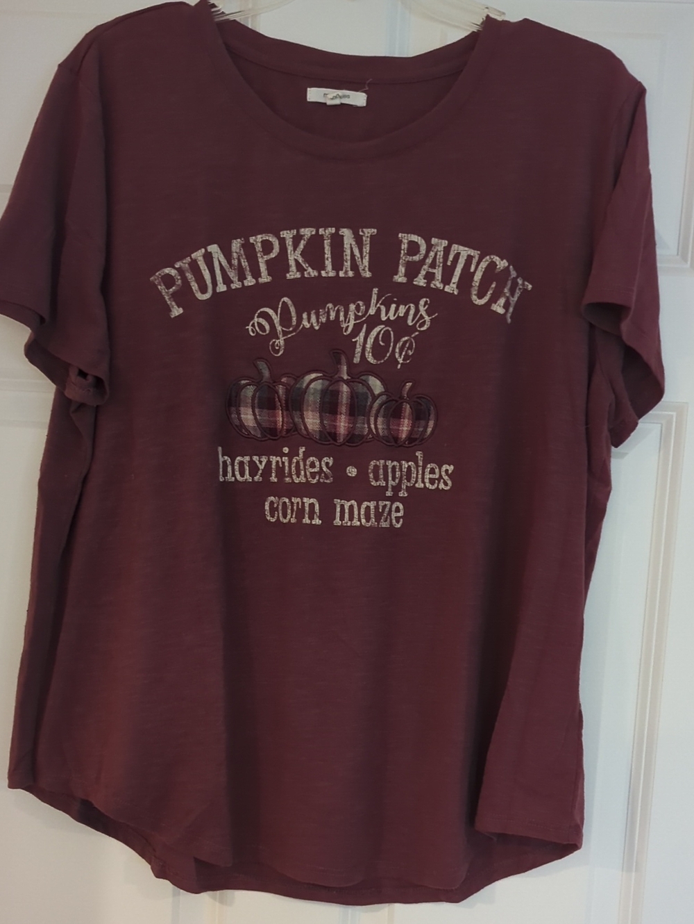 Pumpkin Patch Graphic Tee - Maroon